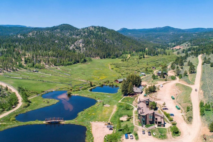 Beaver Meadows Resort Ranch — Red Feather Lks, CO